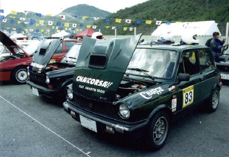 CNA�R���T�̂Q��